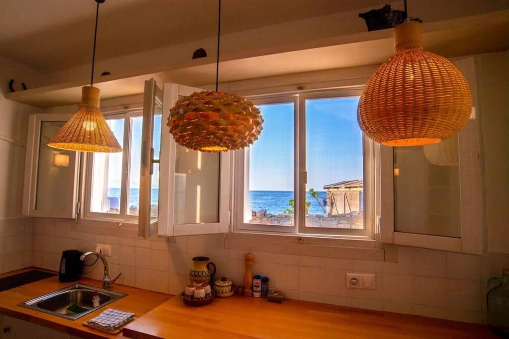 Romantic House 6 Steps From The Sea Mókhlos Exterior foto
